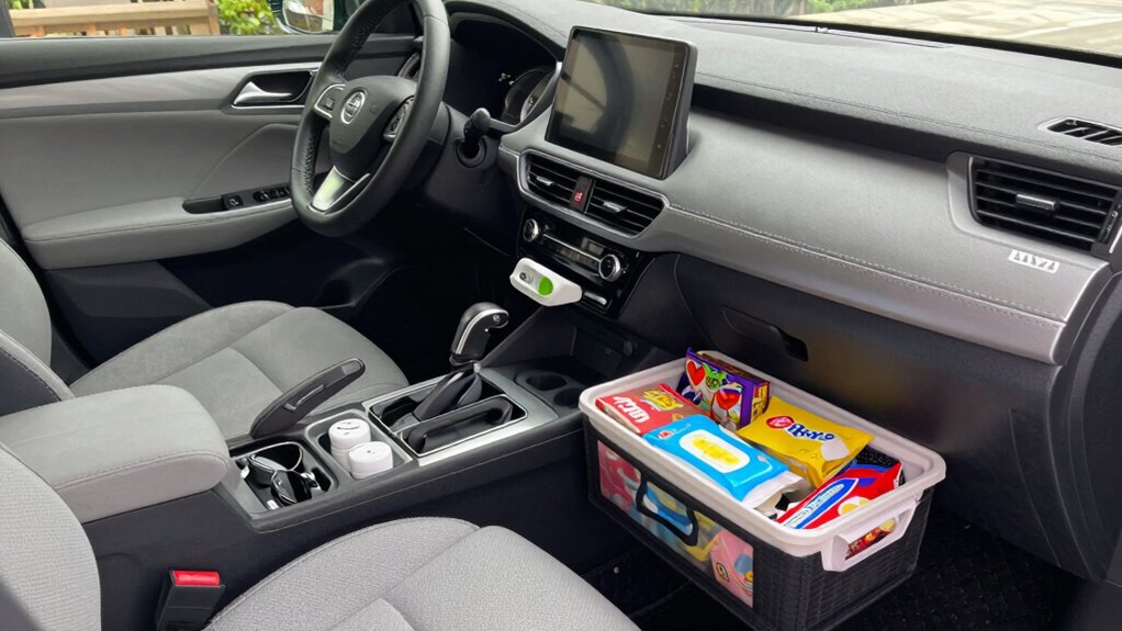 frequent tour car clutter