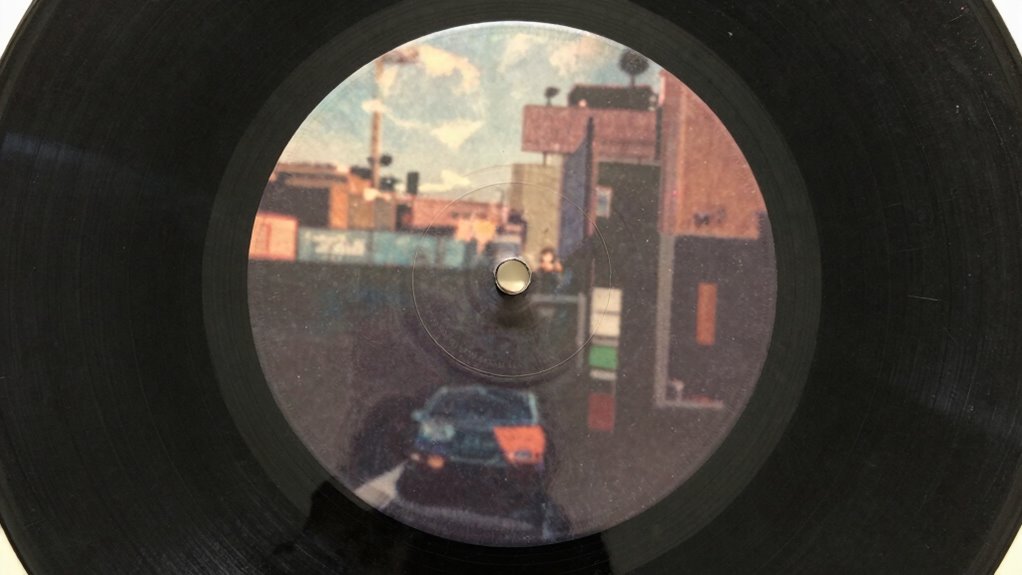 spotting bootleg records effectively