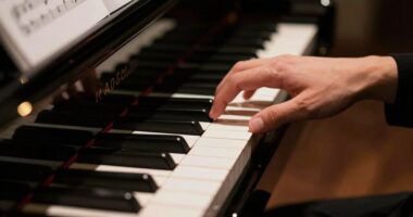 early rhythm inconsistencies emerge