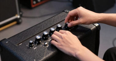 10 Best Modeling Guitar Amp for Live Use in 2026