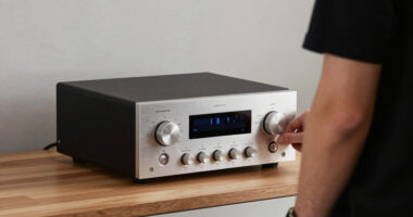 14 Best Integrated Amplifier Under $3000 in 2026