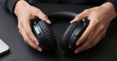 7 Best Wireless Audiophile Headphones With LDAC in 2026