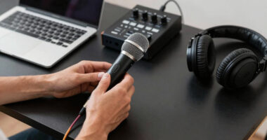 Portable Microphone For Creators: A Back to school Guide