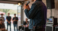 How to Choose Wireless Microphone Systems