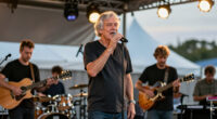 Mike Love Rejoins The Beach Boys On Stage Amid Health Issues [Updated]