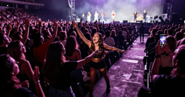 Olivia Rodrigo’s “The Unraveled Tour” Is A Pretty Flawless Arena Experience